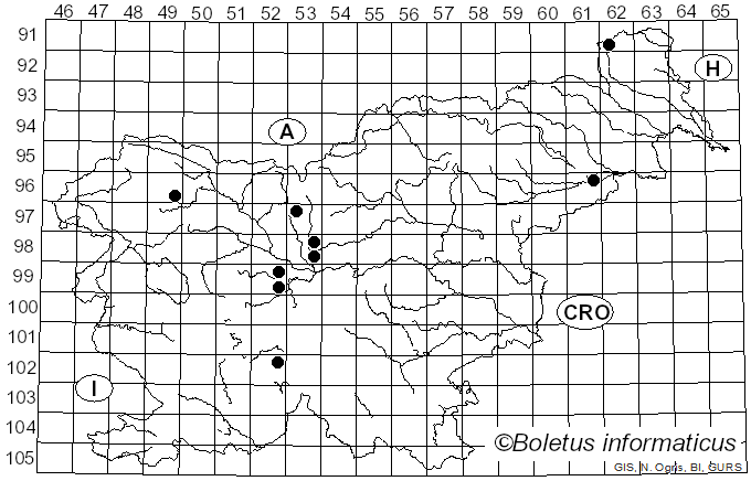 <i>Uncinula</i> Lév. (1851)